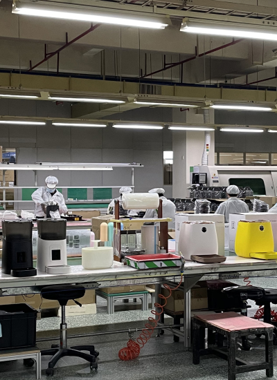 Production 400x550 1 Pet Trainer